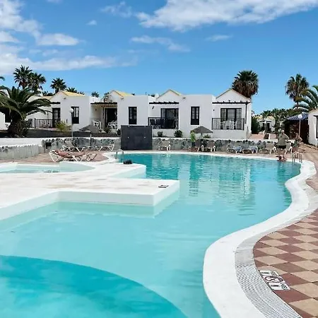 Casa Azul Montecastillo L7 アパート